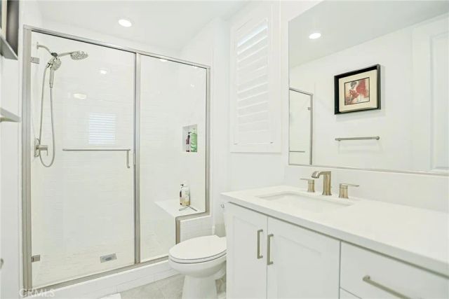 9622 Gisler Drive, Huntington Beach, CA 92646