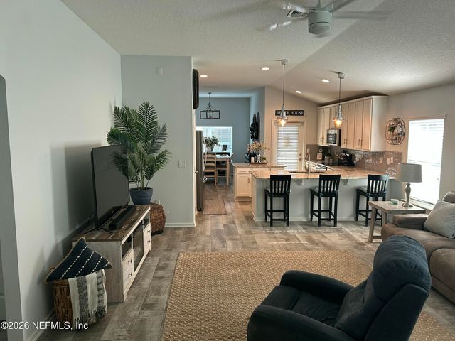 2209 SAND DUNE Court, Jacksonville, FL 32233