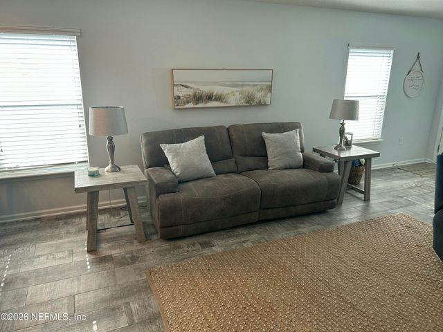2209 SAND DUNE Court, Jacksonville, FL 32233