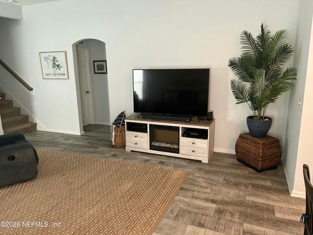 2209 SAND DUNE Court, Jacksonville, FL 32233