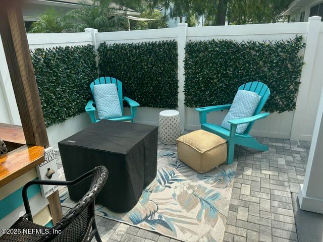 2209 SAND DUNE Court, Jacksonville, FL 32233