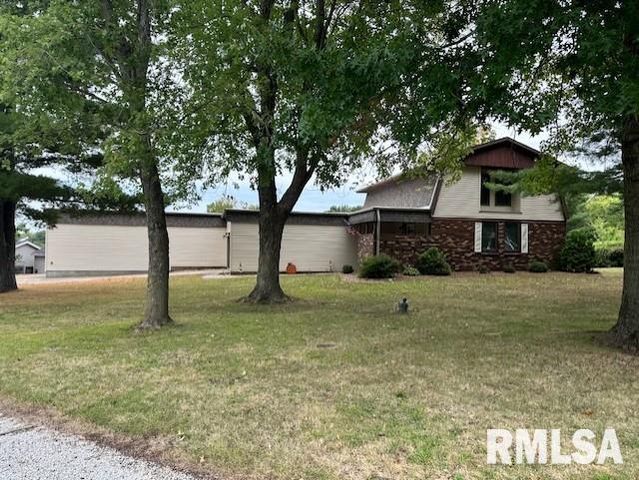 2 Springwater Drive, Jacksonville, IL 62650