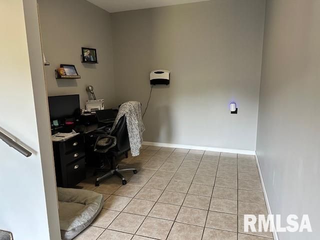 2 Springwater Drive, Jacksonville, IL 62650