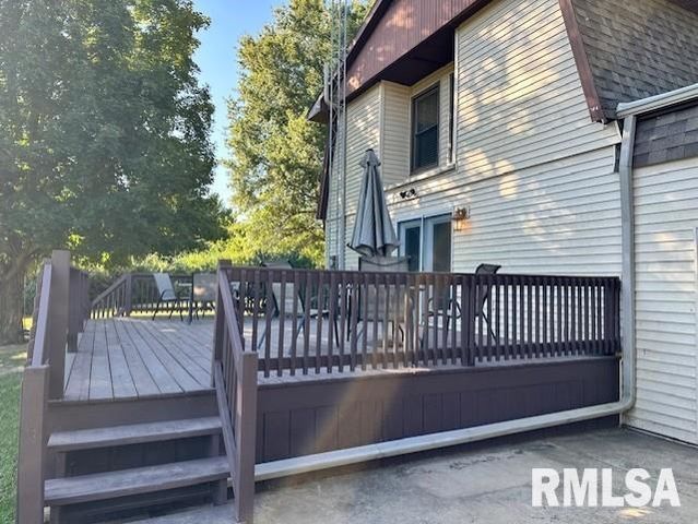 2 Springwater Drive, Jacksonville, IL 62650