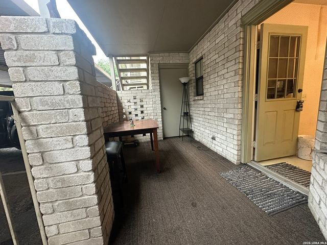 8415 Fredericksburg Rd Apt 402, San Antonio, TX 78229