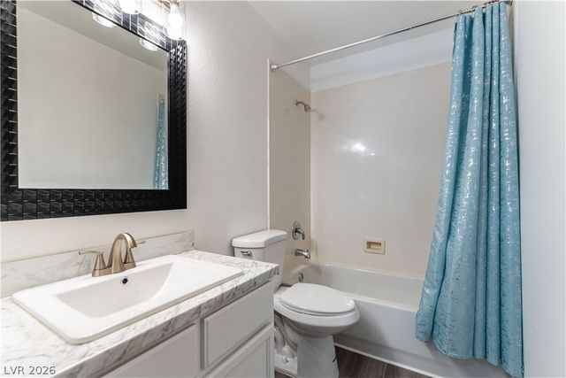 11016 Dornoch Castle Street, Las Vegas, NV 89141