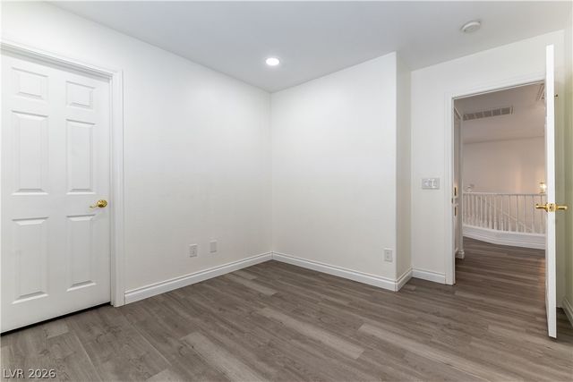 11016 Dornoch Castle Street, Las Vegas, NV 89141