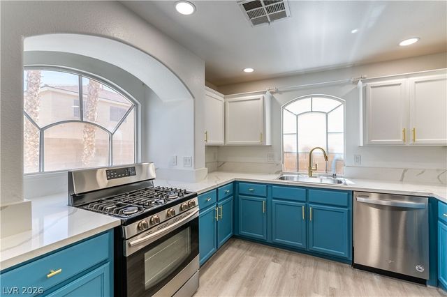 11016 Dornoch Castle Street, Las Vegas, NV 89141