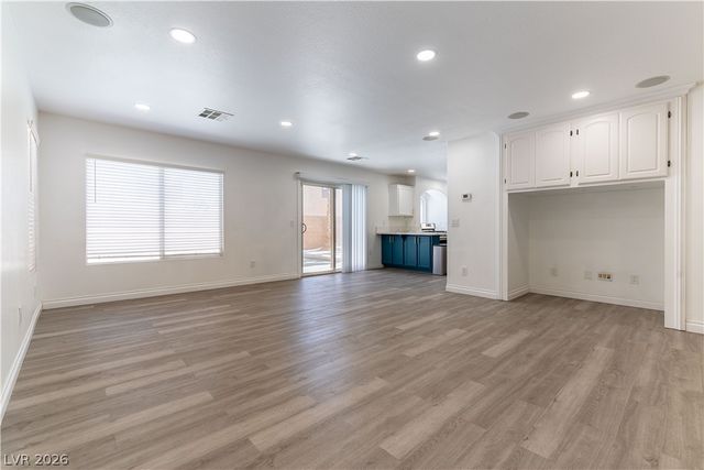 11016 Dornoch Castle Street, Las Vegas, NV 89141