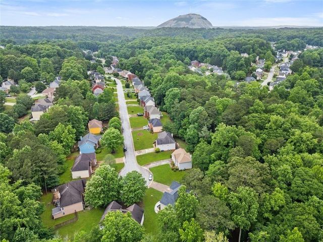 6906 Wynmeadow Drive, Stone Mountain, GA 30087