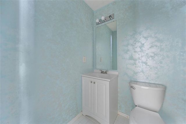 6906 Wynmeadow Drive, Stone Mountain, GA 30087