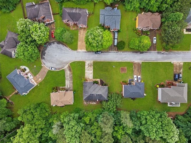 6906 Wynmeadow Drive, Stone Mountain, GA 30087