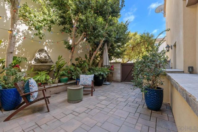 6095 Blue Dawn Trail, San Diego, CA 92130