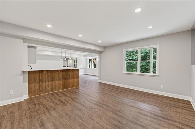 1722 Rose Hedge Way, Kennesaw, GA 30152