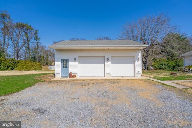 88 HUSTED STATION RD, Elmer, NJ 08318