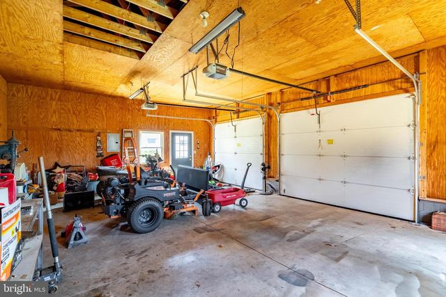 88 HUSTED STATION RD, Elmer, NJ 08318