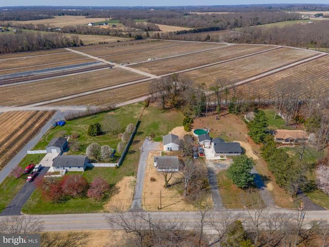 88 HUSTED STATION RD, Elmer, NJ 08318