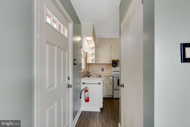 88 HUSTED STATION RD, Elmer, NJ 08318