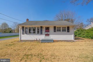 88 HUSTED STATION RD, Elmer, NJ 08318