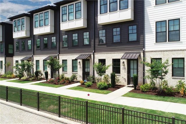 6562 Beacon Drive, Atlanta, GA 30328