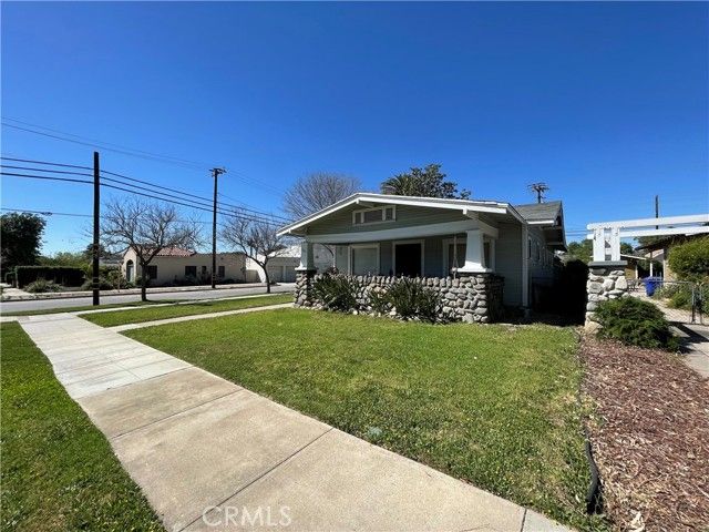 505 N 8th Avenue, Upland, CA 91786