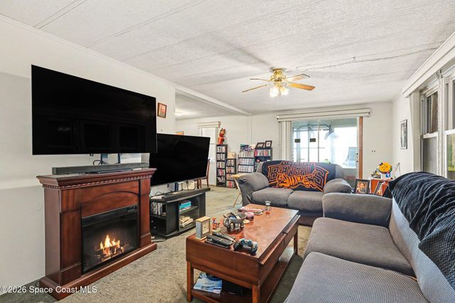 548 Marnie Circle, Melbourne, FL 32904