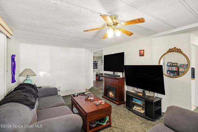 548 Marnie Circle, Melbourne, FL 32904