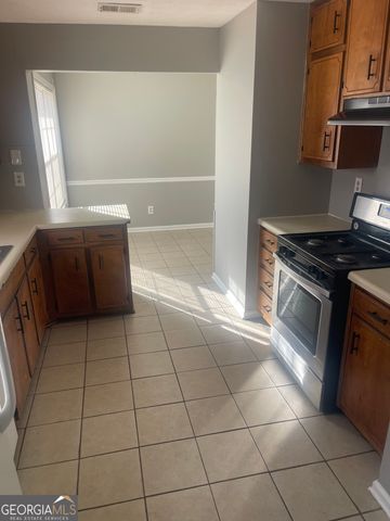 2611 Country Trace B, Conyers, GA 30013