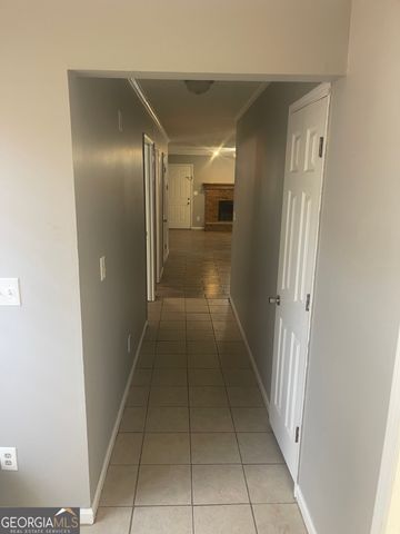 2611 Country Trace B, Conyers, GA 30013