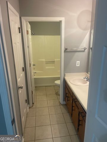 2611 Country Trace B, Conyers, GA 30013