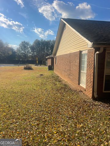 2611 Country Trace B, Conyers, GA 30013