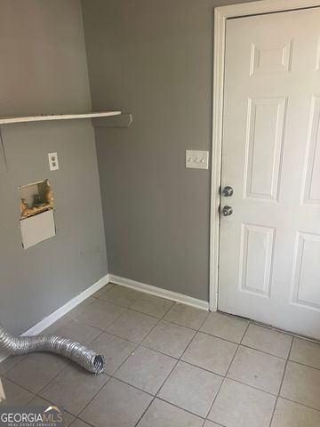 2611 Country Trace B, Conyers, GA 30013