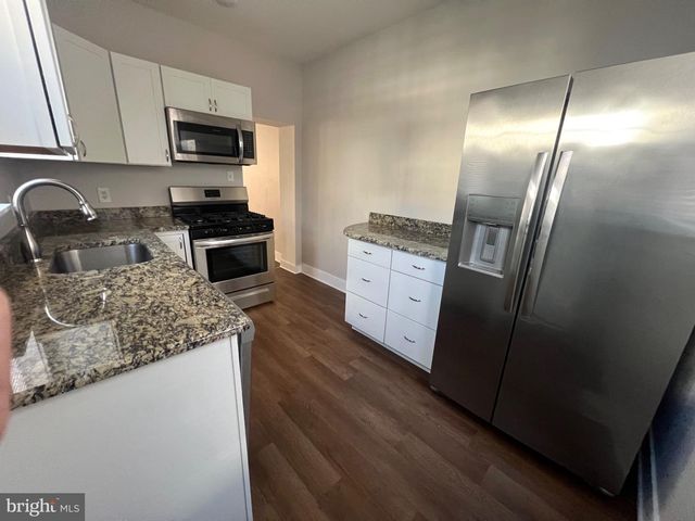 2208 GAUL ST, Philadelphia, PA 19125