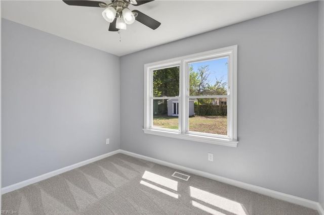 19 Saint Albans DR, Hampton, VA 23669
