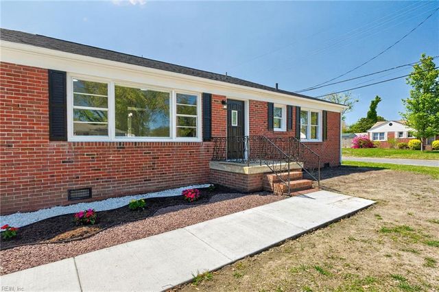 19 Saint Albans DR, Hampton, VA 23669