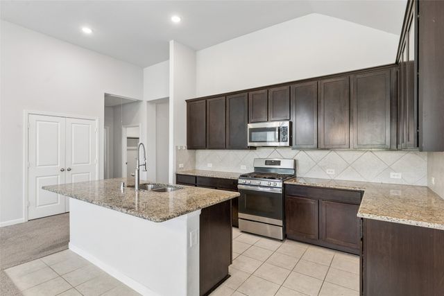 1806 Crimson Blossom Court, Wylie, TX 75098