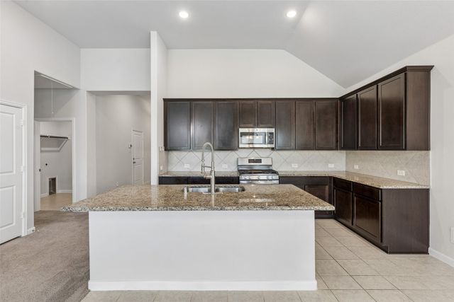 1806 Crimson Blossom Court, Wylie, TX 75098
