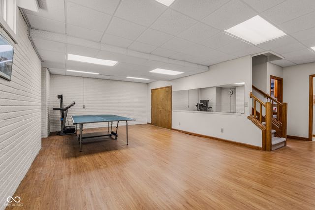6064 Acorn Drive, Columbus, IN 47201