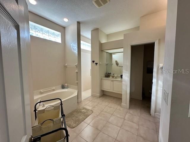 8734 52ND AVENUE E, Bradenton, FL 34211