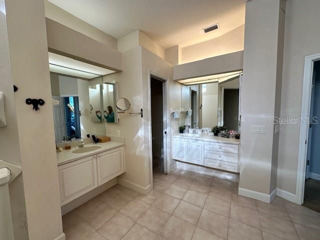 8734 52ND AVENUE E, Bradenton, FL 34211