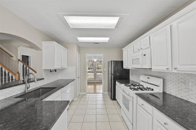 2003 Whitelaw Drive, Big Spring, TX 77386
