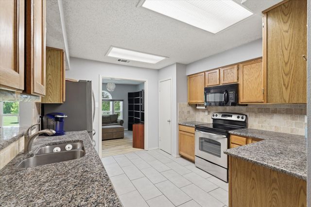 1017 Spicewood Drive, Plano, TX 75025