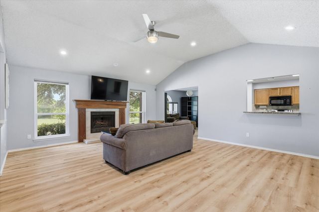 1017 Spicewood Drive, Plano, TX 75025