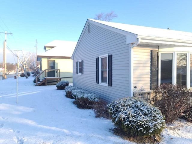 3818 68th STREET, Kenosha, WI 53142
