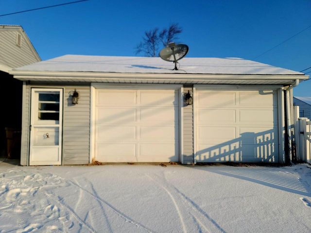 3818 68th STREET, Kenosha, WI 53142