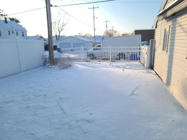 3818 68th STREET, Kenosha, WI 53142