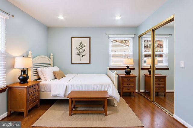 1215 HOLMEWOOD DR, Pasadena, MD 21122