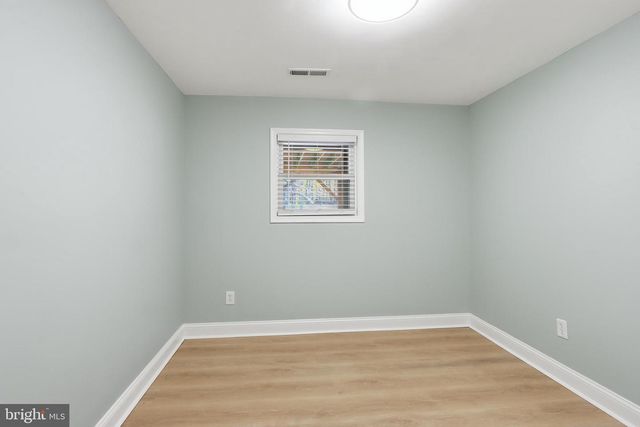 1215 HOLMEWOOD DR, Pasadena, MD 21122