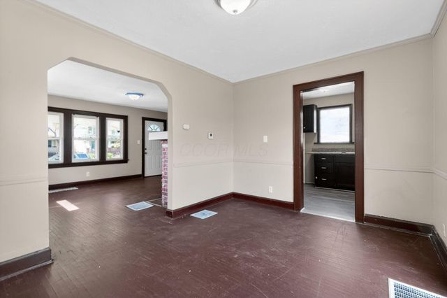 562 S Ogden Avenue, Columbus, OH 43204