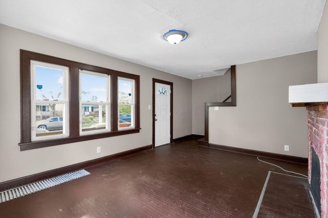 562 S Ogden Avenue, Columbus, OH 43204